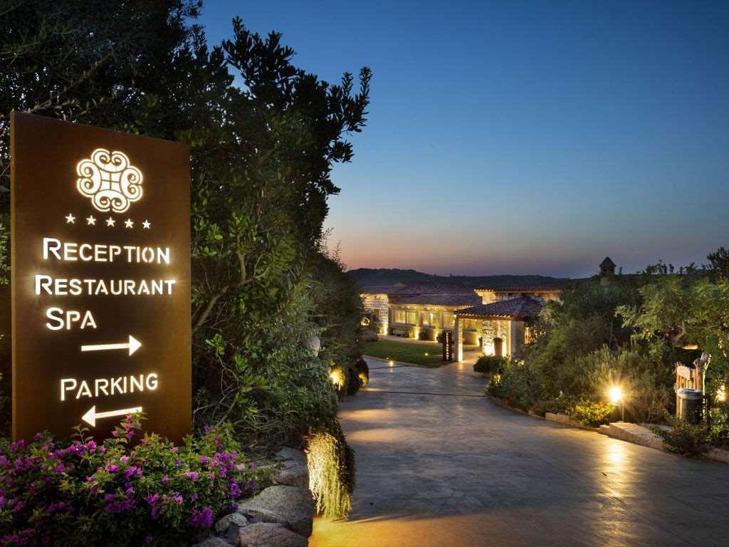 Hotel Li Finistreddi Cannigione Kültér fotó