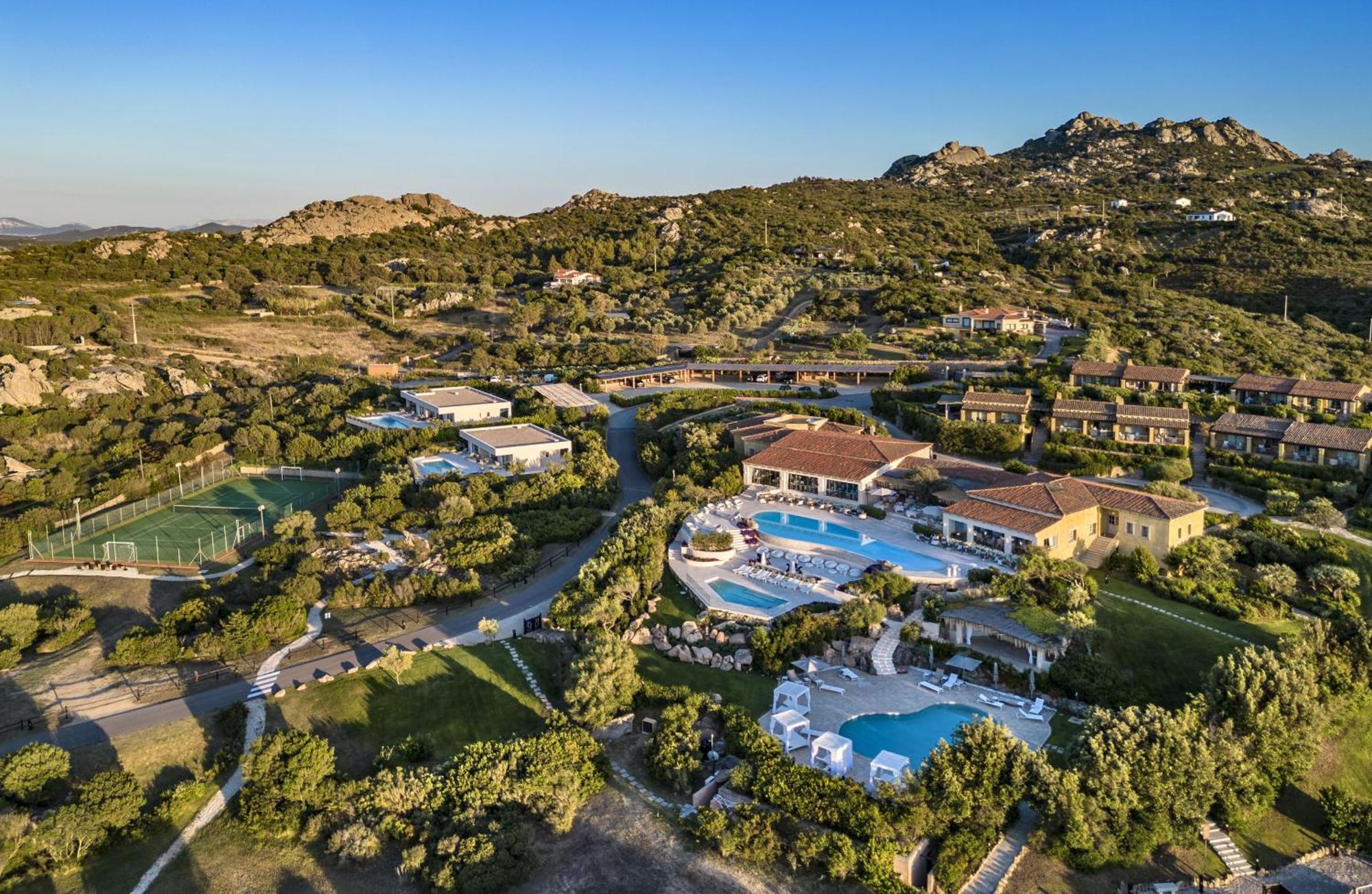 Hotel Li Finistreddi Cannigione Kültér fotó